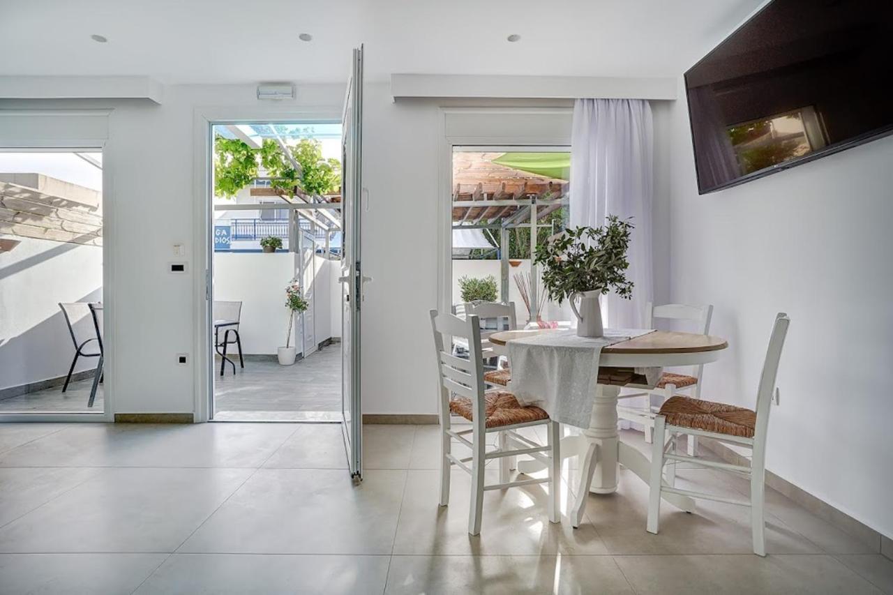 Sia Mare Seaside Apartments Фалираки Экстерьер фото