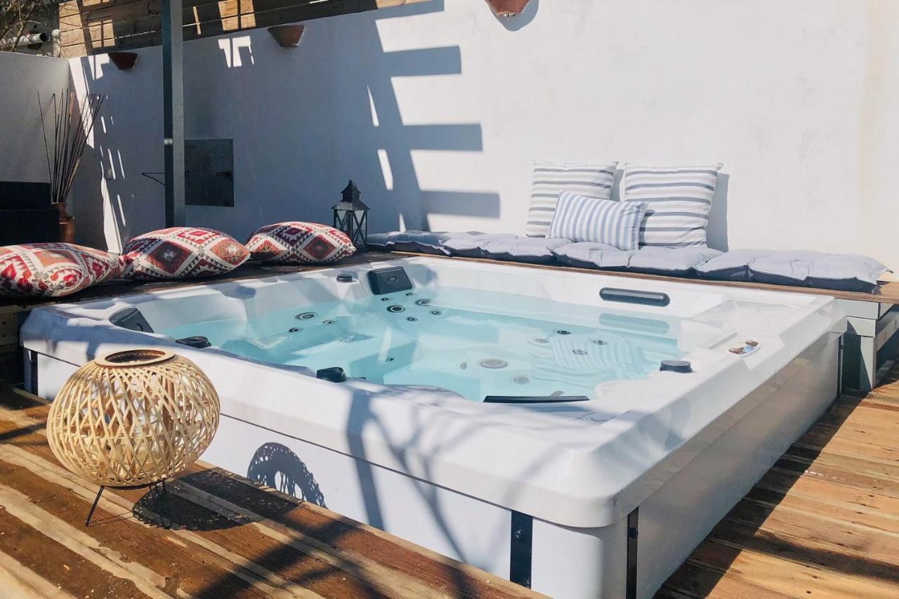 Sia Mare Seaside Apartments Фалираки Экстерьер фото