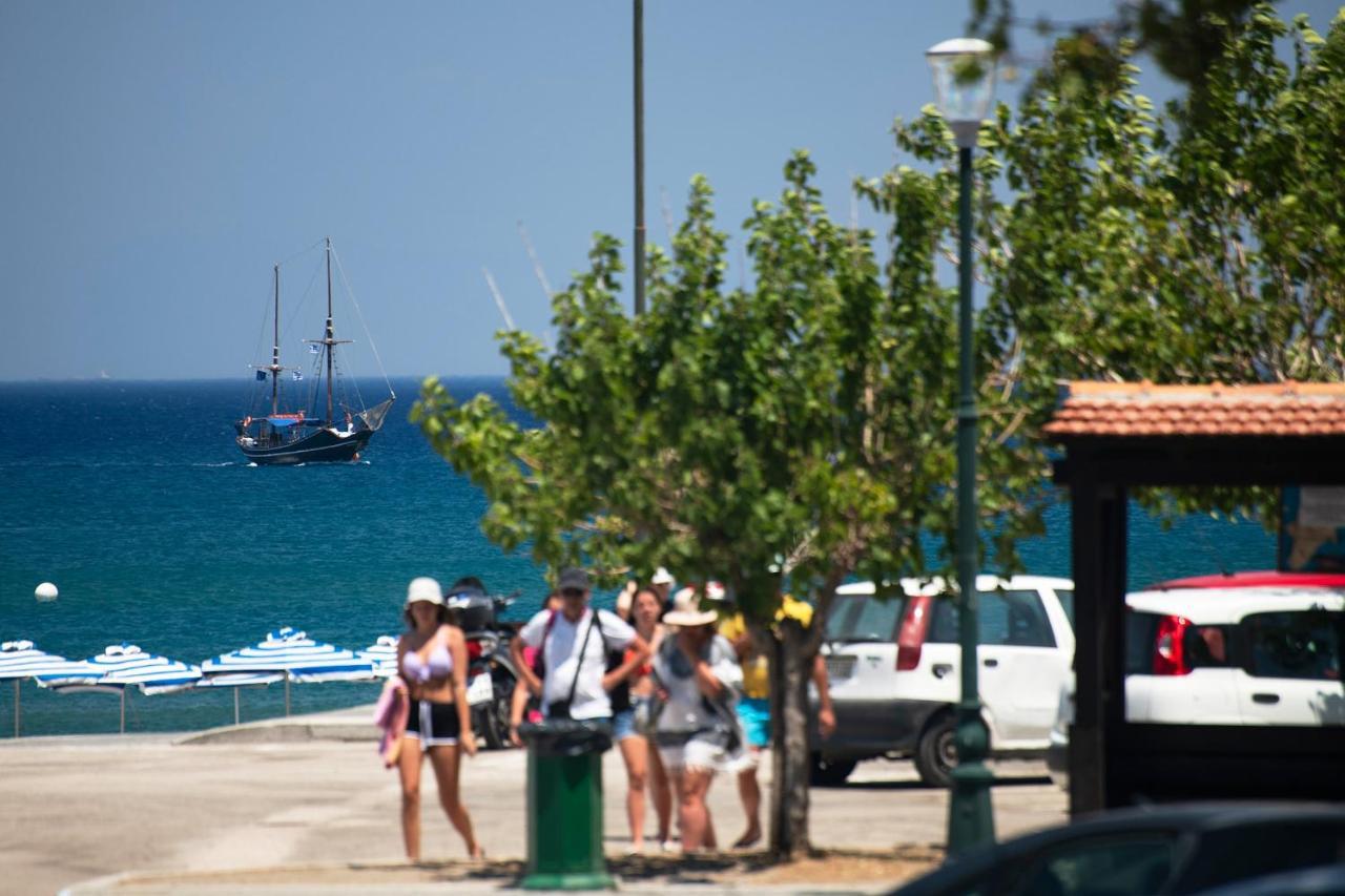Sia Mare Seaside Apartments Фалираки Экстерьер фото