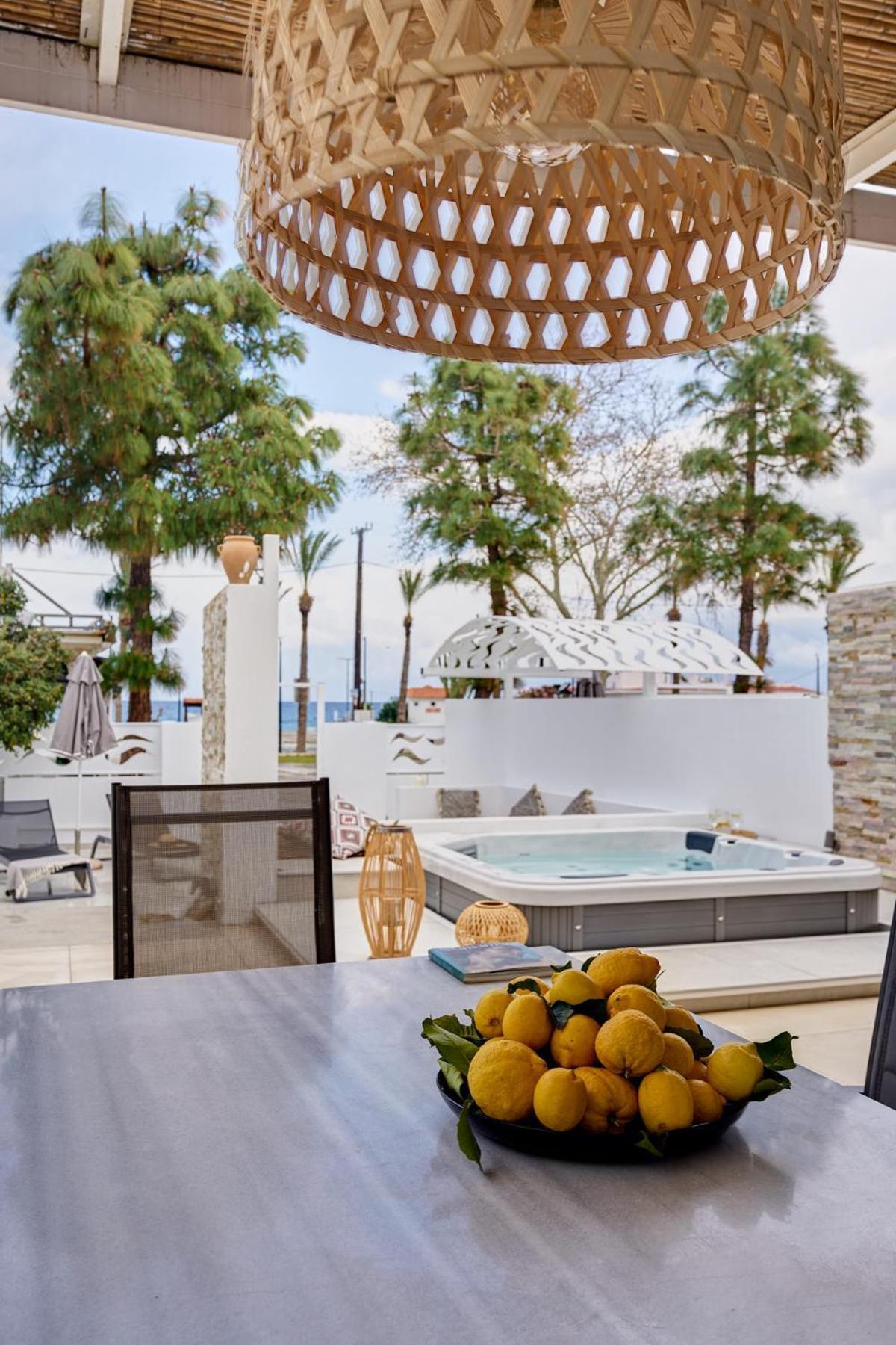 Sia Mare Seaside Apartments Фалираки Экстерьер фото